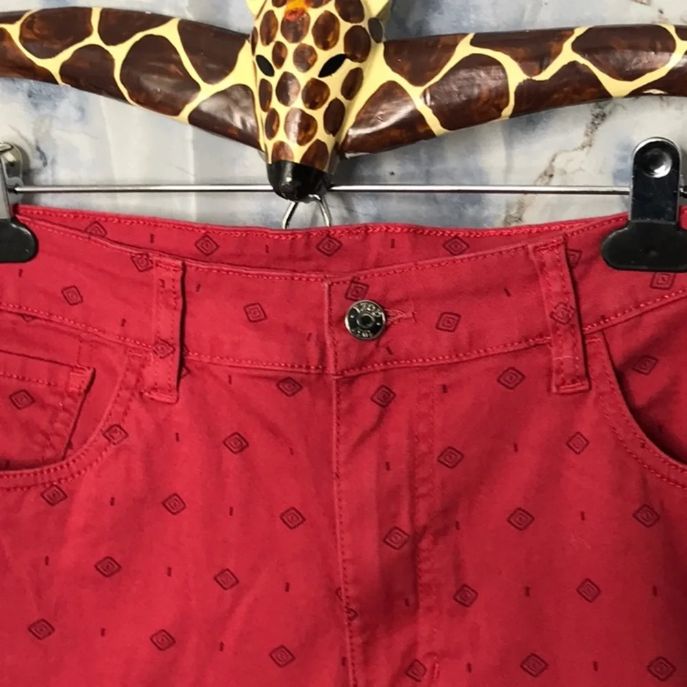 Izod men's slim fit shorts stretch zipper pockets soft feel Flat Front Waist 38